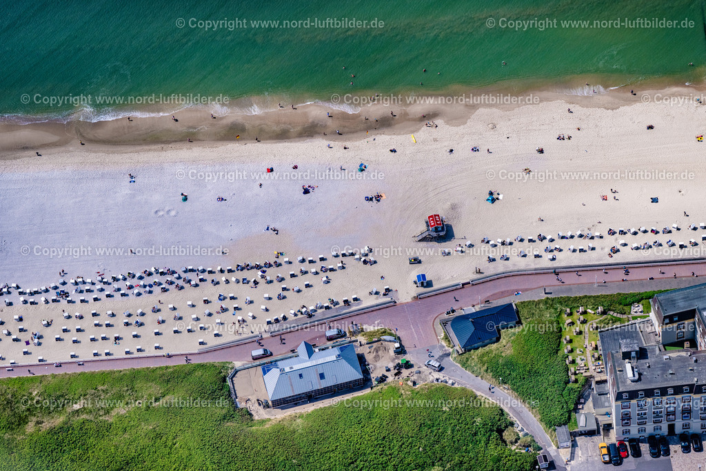 Sylt_Westerland_Strand_Hotel_Miramar_ELS_4807130625 | SYLT 13.06.2025 Hochhaus- Gebäude der Hotelanlage " Hotel Miramar " an der Dünenstraße im Ortsteil Westerland in Sylt Nordsee - Insel im Bundesland Schleswig-Holstein, Deutschland. Weiterführende Informationen bei: Kreis Hotel GmbH & Co. KG. // High-rise building of the hotel complex " Hotel Miramar " on street Duenenstrasse in the district Westerland in Sylt North Sea Island in the state Schleswig-Holstein, Germany. Further information at: Kreis Hotel GmbH & Co. KG. Foto: Martin Elsen