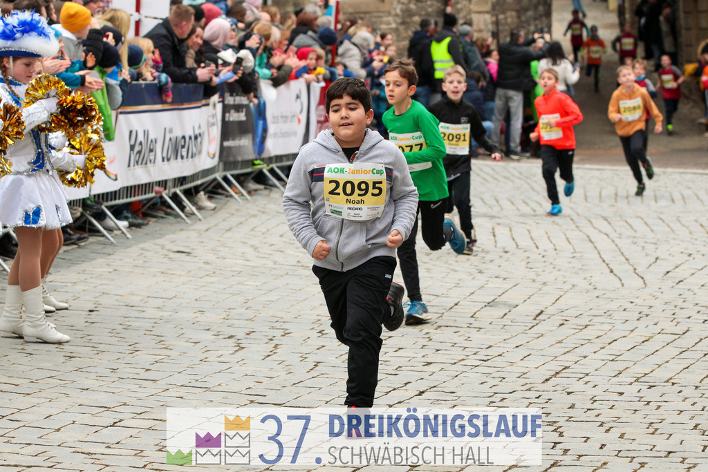 AOK JuniorCup 400m | 3Koenigslauf 2023 - Realisiert mit Pictrs.com