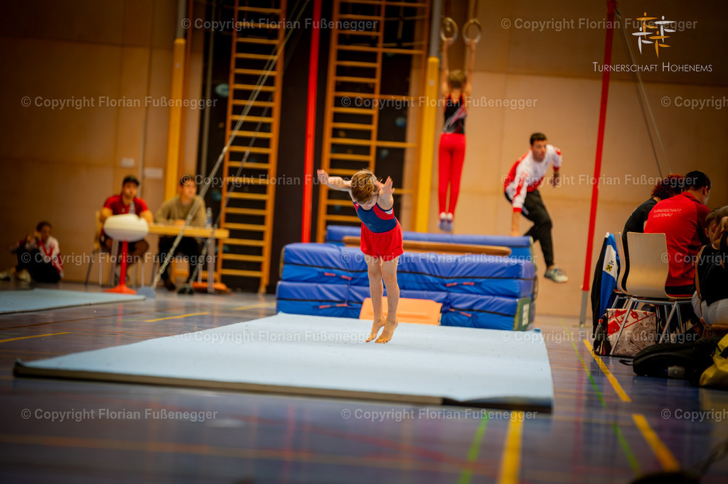 Promo-370 | "Fussifoto.com – Ihr Ansprechpartner für hochwertige Fotografie! Entdecken Sie kreative Bilder und professionelle Dienstleistungen. Kontaktieren Sie uns für Ihre Projekte!"