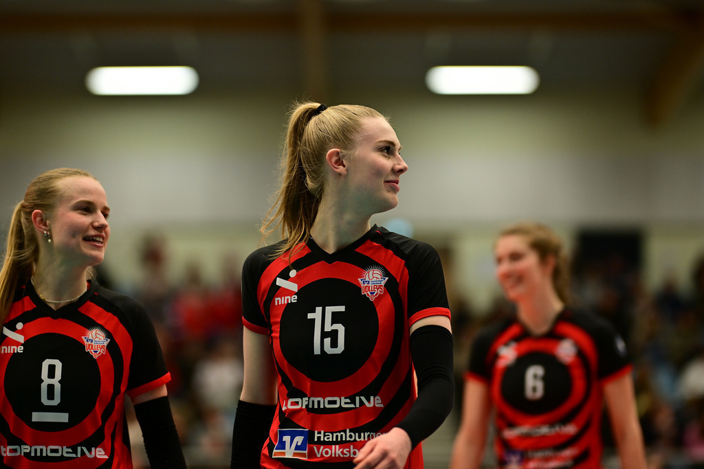 Volleyball I Frauen I Saison 2025-2026 I Bundesliga I Hauptrunde I ETV Hamburger Volksbank Volleys - Skurios Volleys Borken | Der Sportfotograf. - Realisiert mit Pictrs.com