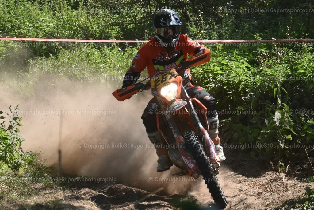 DSC_0186 | Sportfotografie , Motorsport, Motoross, Reitsport, Mointainbike, Enduro,
Landschaft , Outdoor, Eventfotografie, Landschaft, Bilder online bestellen - Realisiert mit Pictrs.com