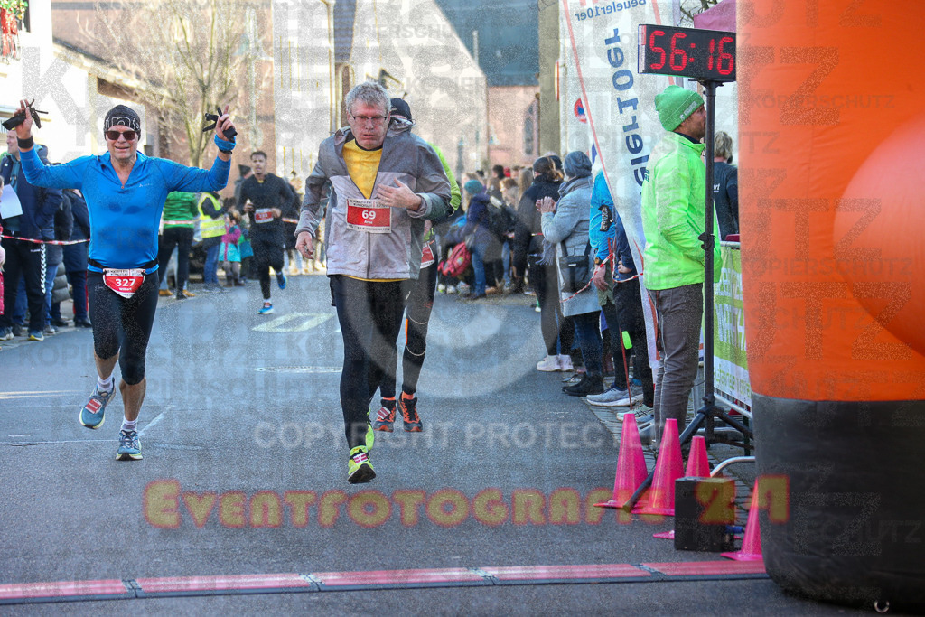 241201_1232_EX1_2584 | Sportfotografie im Rhein-Sieg Kreis, Köln, Bonn, NRW, Rheinland Pfalz, Hessen, etc. Unser Tätigkeitsfeld umfasst den Laufsport vom Volkslauf über den Marathon, Duathlon, Triathon bis zum Ultralauf wie Kölnpfad Ultra oder Schindertrail.