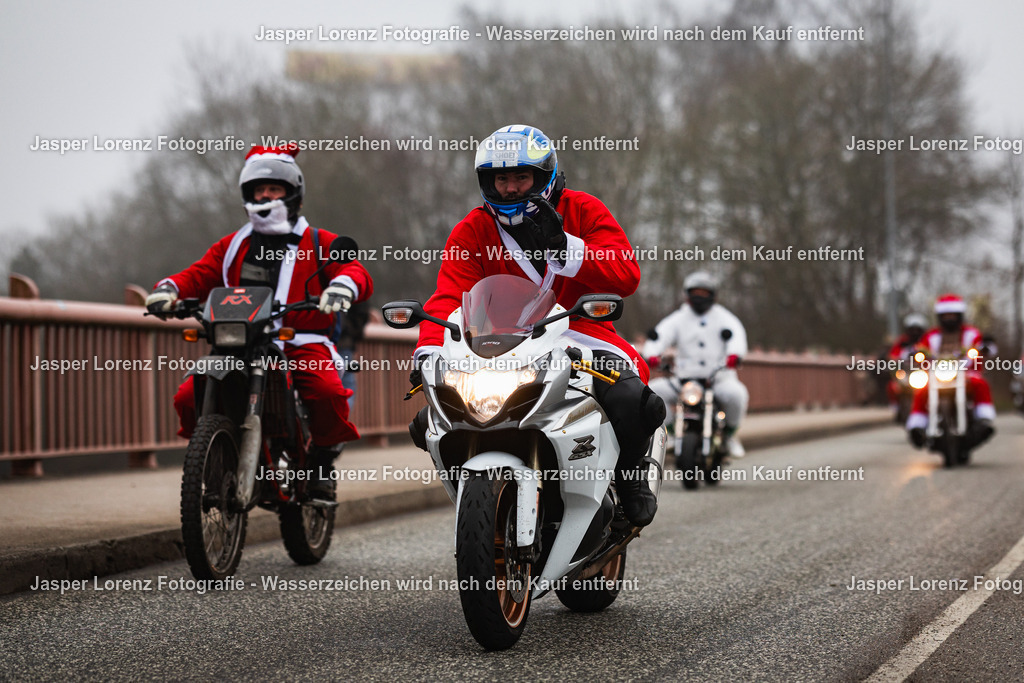 X-Mas Ride I Kiel I 2025 | Jasper Lorenz Fotografie - Realisiert mit Pictrs.com