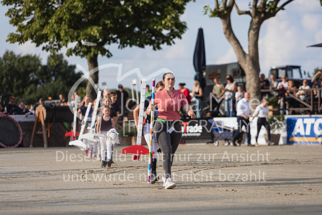 230728_BHO_Showprogramm-500 | Deine schönsten Turniermomente als professionelle Fotos! Entdecke hochwertige Pferdesport-Fotografie im Online-Shop. Jetzt Fotos finden & bestellen!