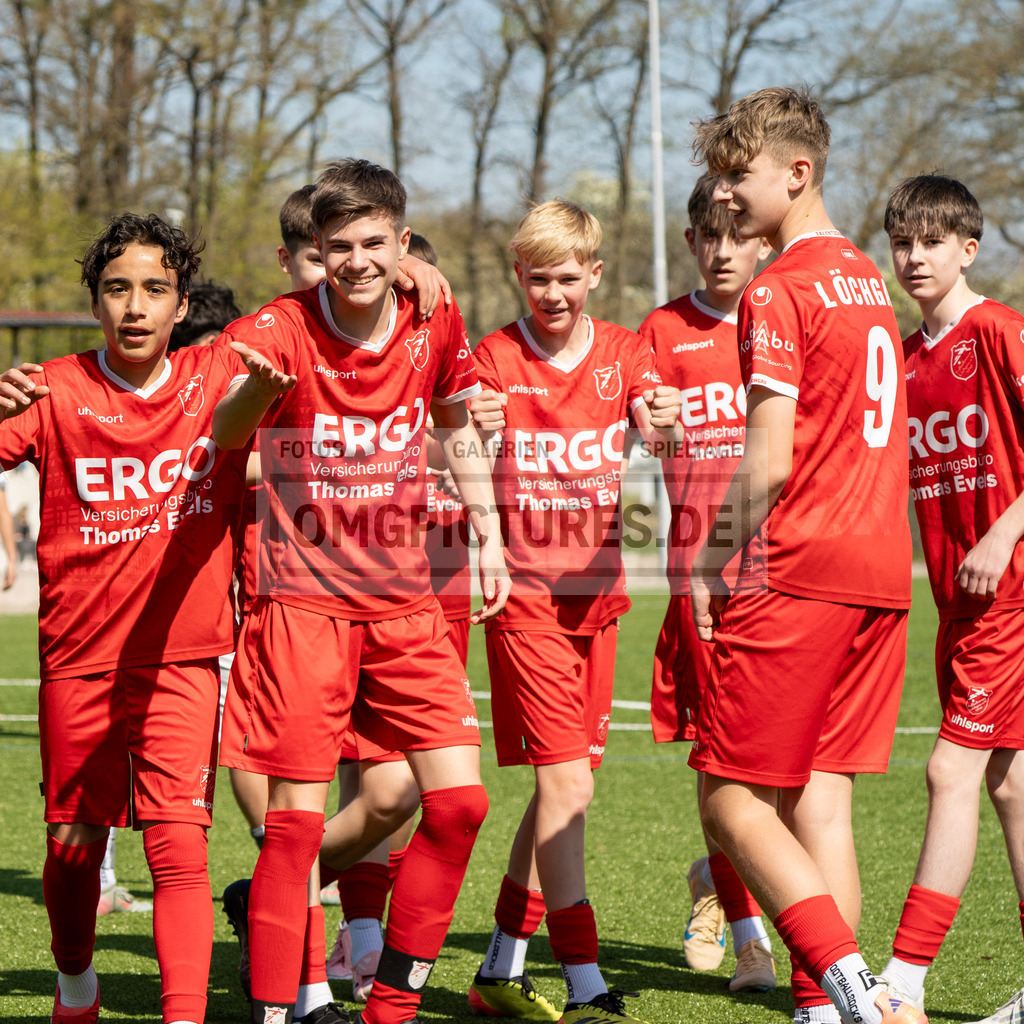 _OMG1990 | www.omgpictures.de, Sportfotograf, Verein, Fotograf, Baden Württemberg, Stuttgart, Heilbronn, omgpictures, Spieltag,  - Realisiert mit Pictrs.com