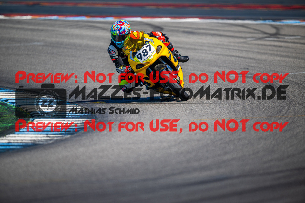 MaZZes_FotoMatrix_240520_6007705_7527 | GELB