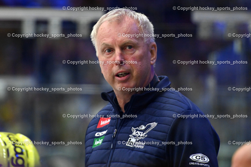 EC IDM Wärmepumpen VSV vs. HC Bozen 19.9.2023 | Headcoach EC VSV Rob Daum, win2day icehockeyleague, EC IDM Wärmepumpen - HC Bozen  am 19.09.2023 in Villach (Stadhalle Villach), Austria, (Photo by Bernd Stefan)