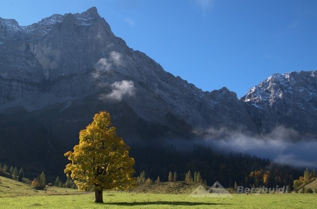 Ahornboden 2025-04 | Landschaftsfotografie Berge Mountain Landscape FotografieNatur Bilder Buidl Bergbuidl Bayern Heimat BergfotografieSonnenaufgang Sonnenuntergang Hobbyfotograf Bilderverkauf Leinwand - Realisiert mit Pictrs.com
