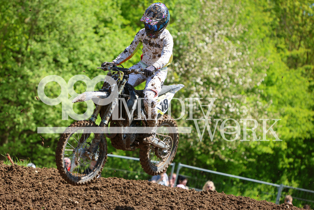 5E6A6725 | 989 MEDIAWORK