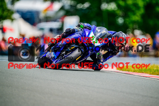 MaZZes_FotoMatrix_240727_6007705_0874 | R7