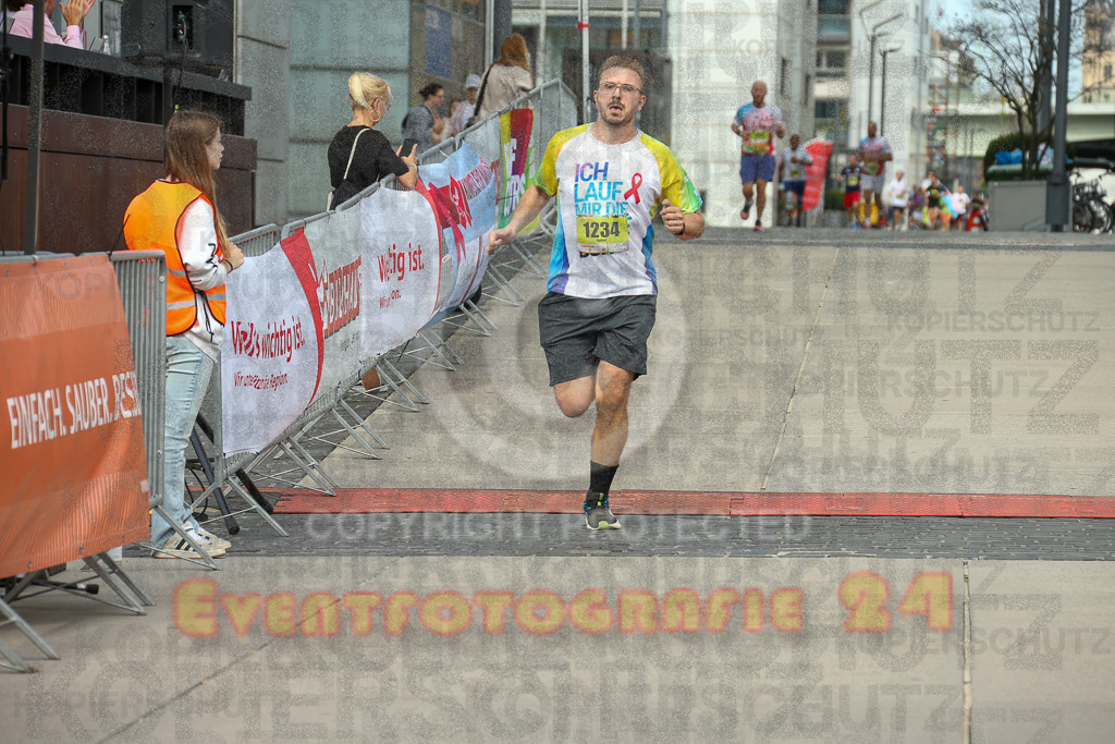 250920_1325_EX1_4443 | Sportfotografie im Rhein-Sieg Kreis, Köln, Bonn, NRW, Rheinland Pfalz, Hessen, etc. Unser Tätigkeitsfeld umfasst den Laufsport vom Volkslauf über den Marathon, Duathlon, Triathon bis zum Ultralauf wie Kölnpfad Ultra oder Schindertrail.