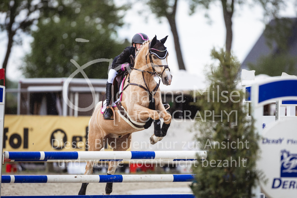 240504_PonyTrophy-172 | Deine schönsten Turniermomente als professionelle Fotos! Entdecke hochwertige Pferdesport-Fotografie im Online-Shop. Jetzt Fotos finden & bestellen!