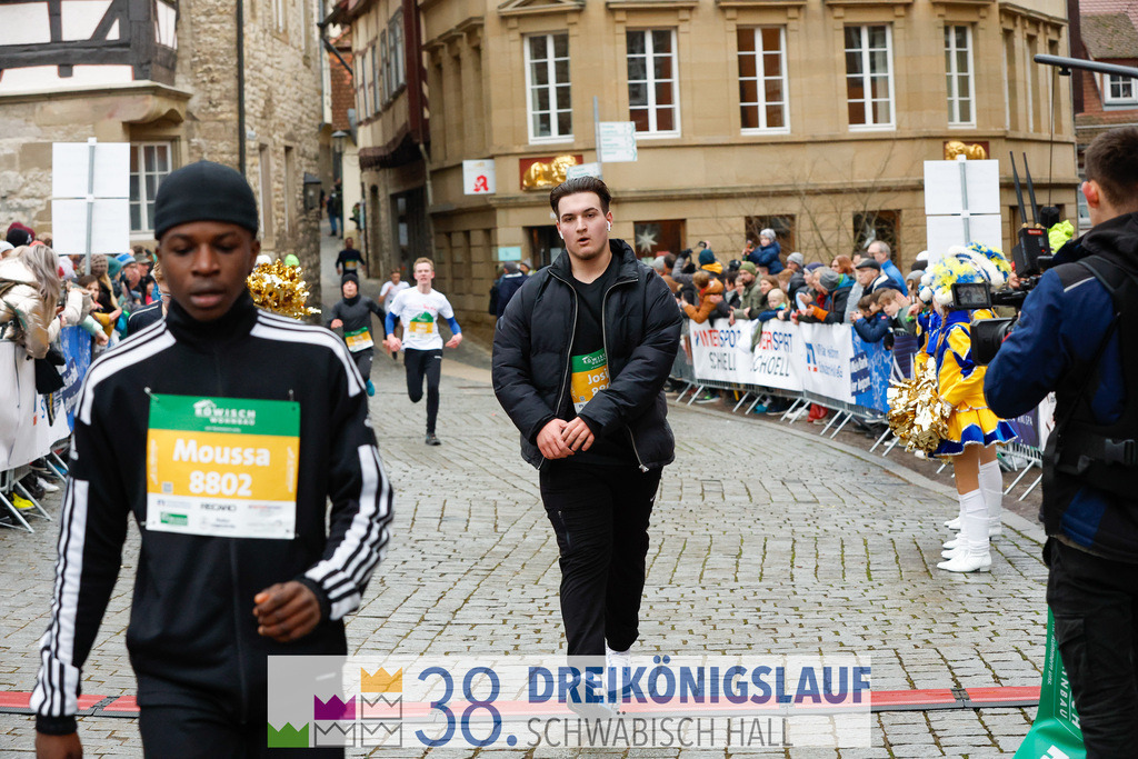 5km Roewisch Wohnbau Cup | 3 Koenigslauf 2024 5km Roewisch Wohnbau Cup - Realisiert mit Pictrs.com