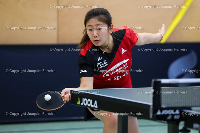 2023.12.17_tsvvslang_0630 | Langstadt, Babenhausen 17.12.2023  Tischtennis Damen 2. Bundesliga TSV Langstadt -  TTC Langen 1950 v.l., Tingzhuo Li (2.Bundesliga  TTC Langen 1950)
 - Realisiert mit Pictrs.com