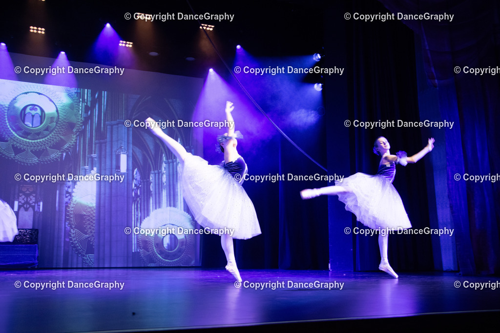 GPHY2633 | DanceGraphy - Realisiert mit Pictrs.com