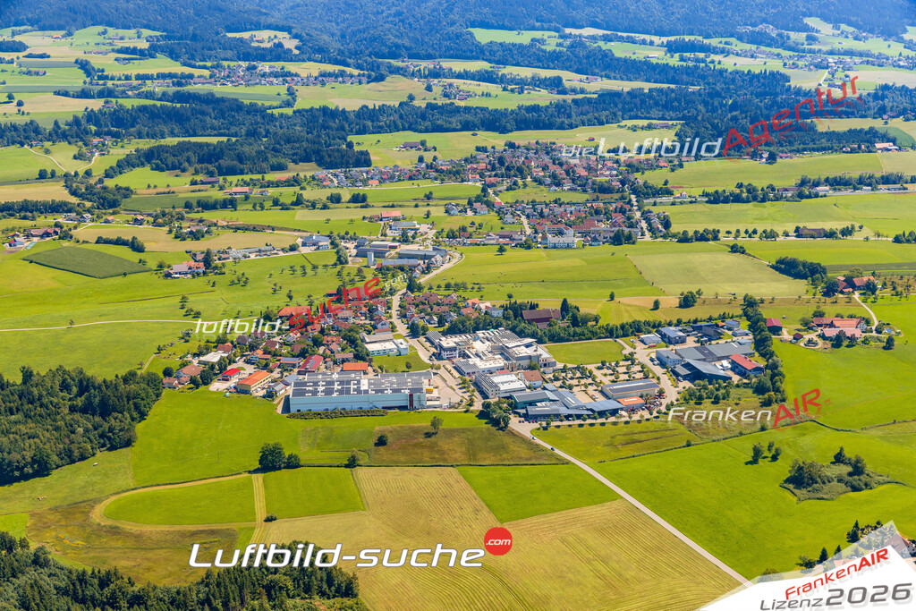 Schrägluftbild  Rupolz  Hergensweiler - Das Luftbild wurde 2025 vom UL-Flugzeug heraus erstellt ( keine Drohne ) - Hochauflösende Luftaufnahme -Nicht vergleichbar mit Google Maps oder Satelittenbilder- Die Geschenkidee !Mit Lizenz und Bildrechte bestellbar