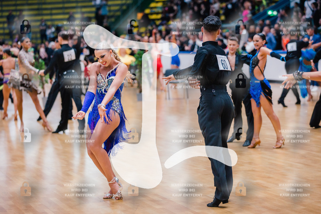 Hessen Tanzt WDSF Open Youth Latin 32nd (60) Justin Rettich _ Adriana Kubikova (TSC Saltatio Neustadt im TV 1860 Mußbach)-2025-05-17-0641 | Webshop for digital downloads and prints of dance sport, event & show photographer Julian Link - Realisiert mit Pictrs.com