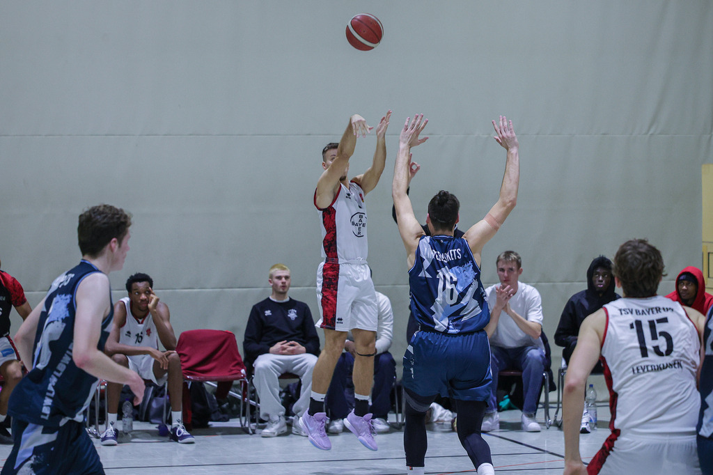 1.Regio BAYER GIANTS vs LippeBaskets Werne-82 | Fotos von Basketballspielen aus dem Raum NRW fotografiert von Gero Mueller-Laschet und Daniel Schaefer - Realisiert mit Pictrs.com
