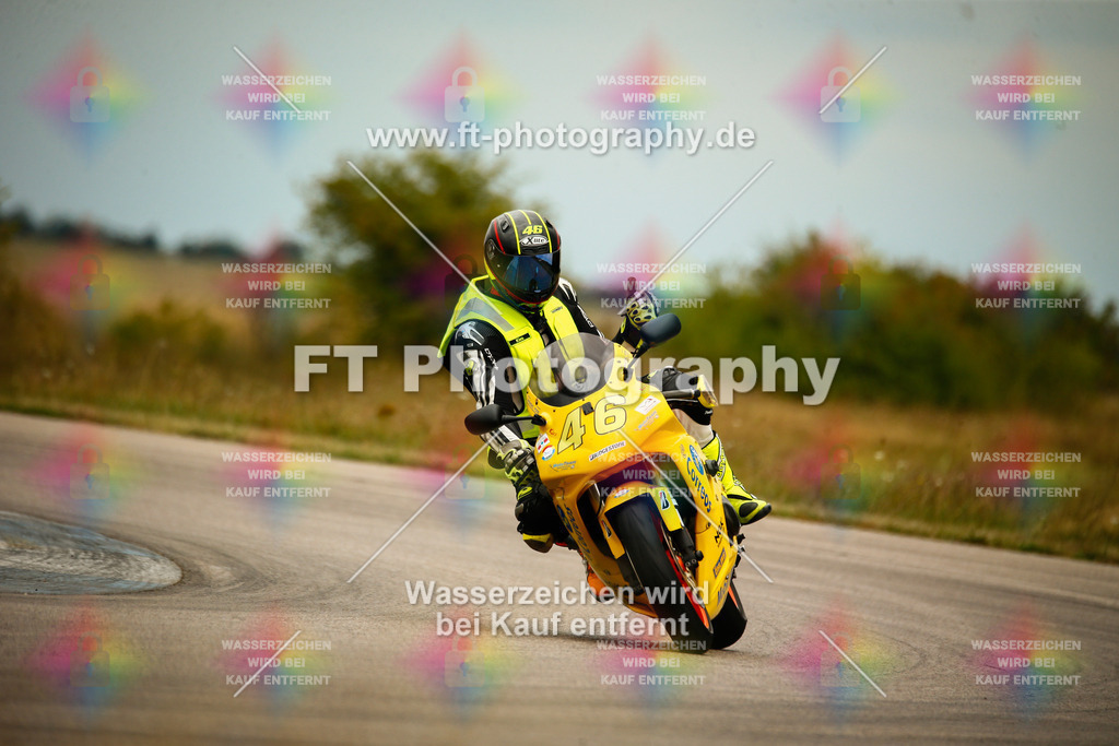 _MOT6824 | Hier findet Ihr Bilder von Touristenfahrten auf der Nürburgring Nordschleife oder von anderen Veranstaltungen die ich besucht habe. Viel Spass beim Durch Schauen 