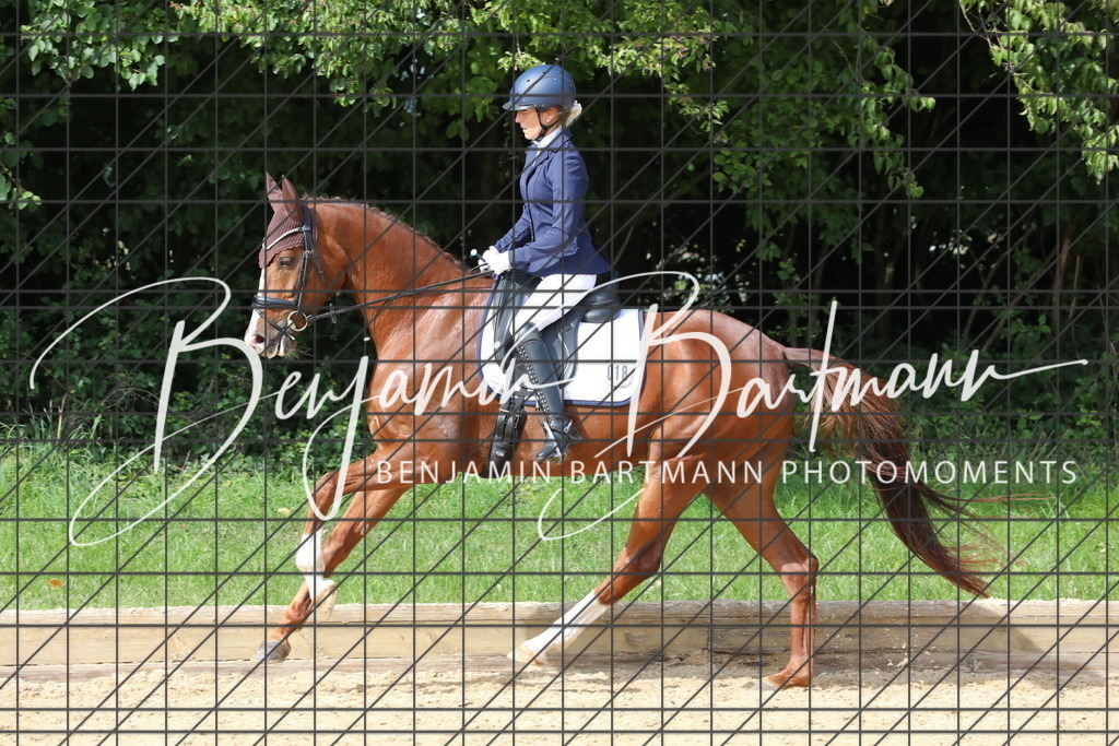 AZ2A2727 | Benjamin Bartmann Photomoments