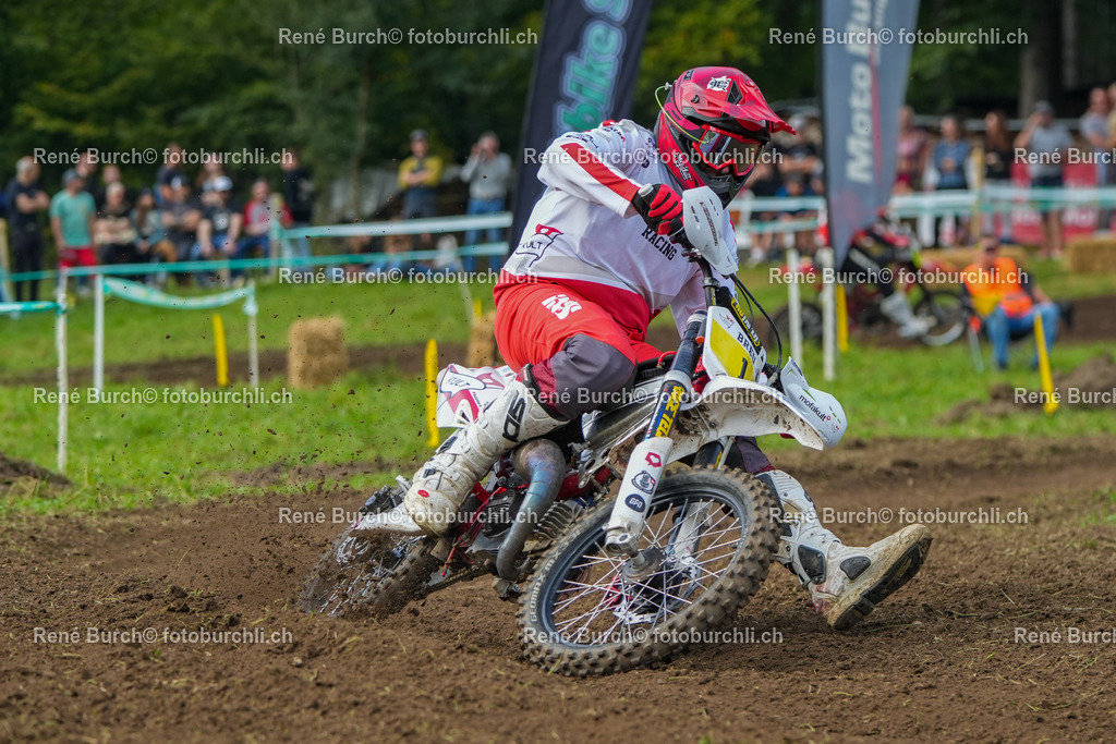 RB_02910 | René Burch leidenschaftlicher Fotograf aus Kerns in Obwalden.  Hier finden sie Sport, Landschaft und Natur Fotografie.
 - Realisiert mit Pictrs.com