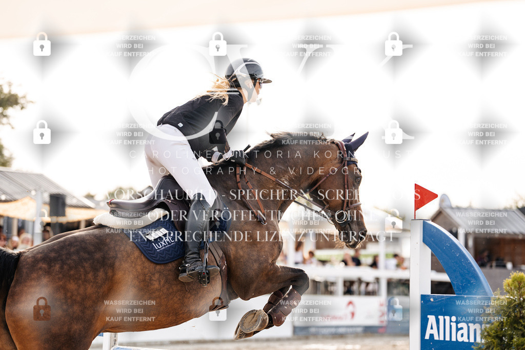 CK907075 | Turnierfotografie Pferdefotografie Trier Rheinland-Pfalz Pferdesport Reitsport Tierfotografie Sportfotografie Pferdevideo Pferdevideografie Equestrianvideography equestrianphotography  - Realisiert mit Pictrs.com
