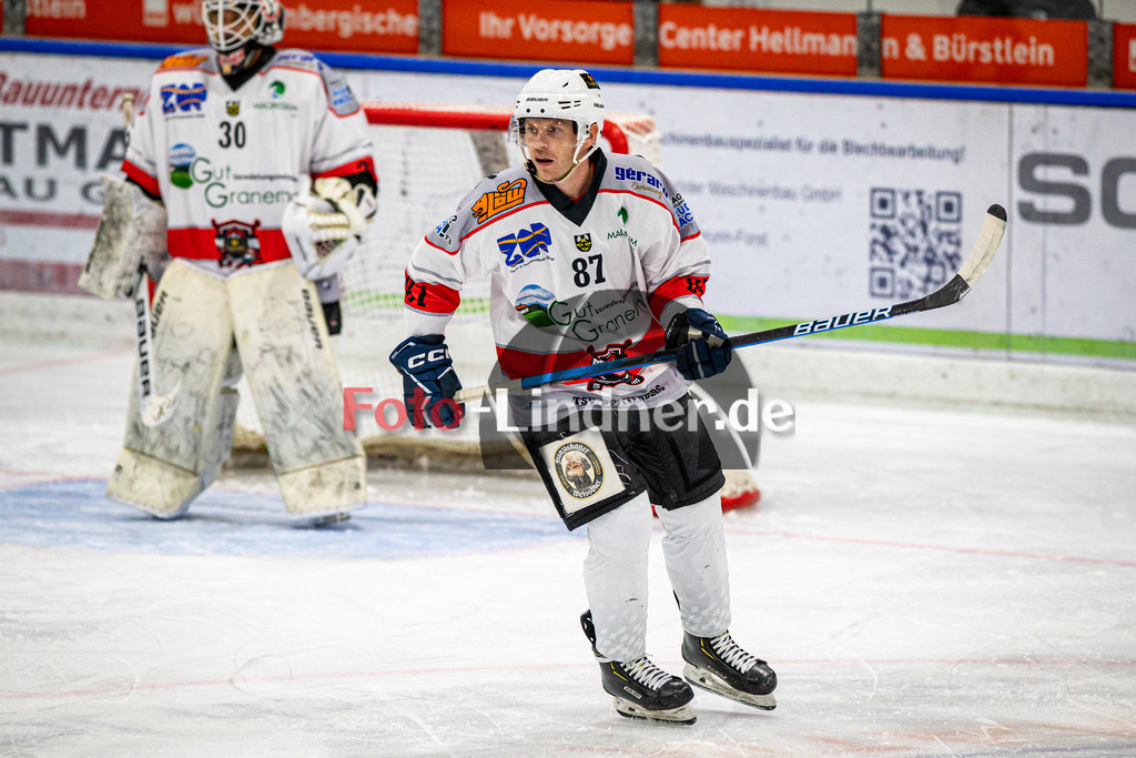TSV Peißenberg Miners vs Legenden 20 TSV Peißenberg | TSV Peißenberg Legenden 20 Jahre Bayernliga, TSV Peißenberg Miners vs Legenden 20 TSV Peißenberg,Tobias Maier (Legenden 87) in Aktion,2024-09-13 in Peißenberg (Eisstadion)Tobias Maier (Legenden 87)Copyright: WolfgangxLindner