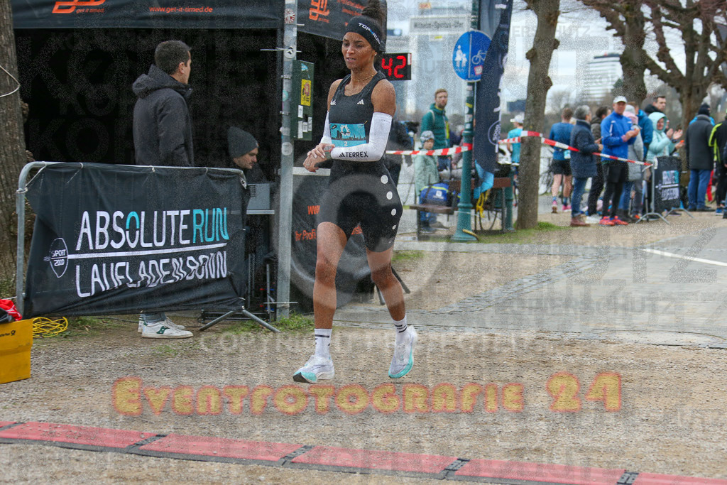 231231_1149_EX1_4140 | Sportfotografie im Rhein-Sieg Kreis, Köln, Bonn, NRW, Rheinland Pfalz, Hessen, etc. Unser Tätigkeitsfeld umfasst den Laufsport vom Volkslauf über den Marathon, Duathlon, Triathon bis zum Ultralauf wie Kölnpfad Ultra oder Schindertrail.