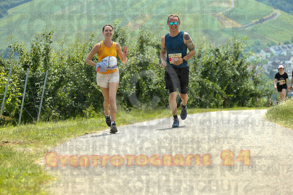 250614_1323_EX1_8800 | Sportfotografie im Rhein-Sieg Kreis, Köln, Bonn, NRW, Rheinland Pfalz, Hessen, etc. Unser Tätigkeitsfeld umfasst den Laufsport vom Volkslauf über den Marathon, Duathlon, Triathon bis zum Ultralauf wie Kölnpfad Ultra oder Schindertrail.