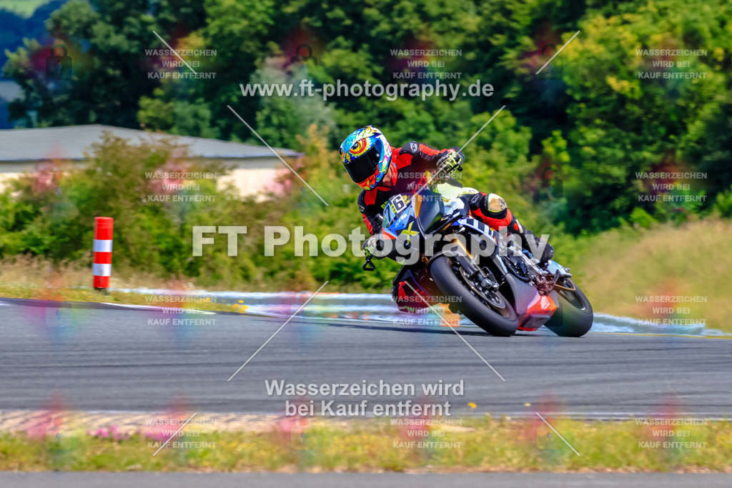 _TCM5003 | Hier findet Ihr Bilder von Touristenfahrten auf der Nürburgring Nordschleife oder von anderen Veranstaltungen die ich besucht habe. Viel Spass beim Durch Schauen 