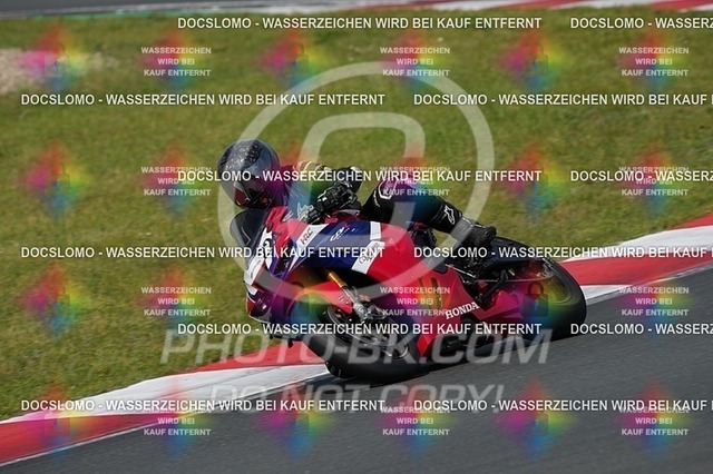 2025_05_31_PBK_35211 | Sportfotografie; SlowMotion; Video; Rennstrecke; Hafeneger; RSE; Speer; Trackday; Motorsportarena; Hockenheimring; Brno; Most; Barcelona; Valencia, Benny; Kaetzmer;