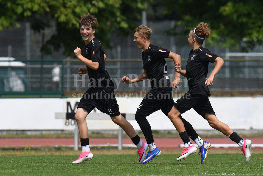 HR1_8670 | Ha-Ri; Sportfotografie Ha-Ri; Sporfotografie Harry Rindler; Sport Deggendorf; Sportbilder Deggendorf; Sportfotos Deggendorf; Sportfotos Niederbayern; Sportbilder Niederbayern; Amateursport Niederbayern; Bayern;  - Realisiert mit Pictrs.com