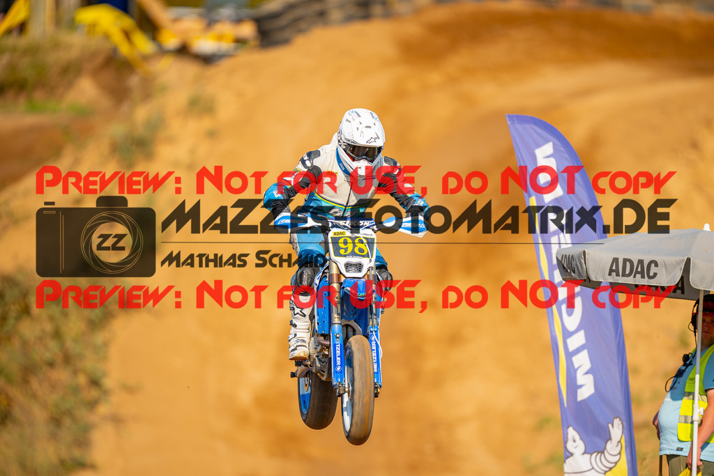 MaZZes-Fotomatrix-20260815-602167 | S2