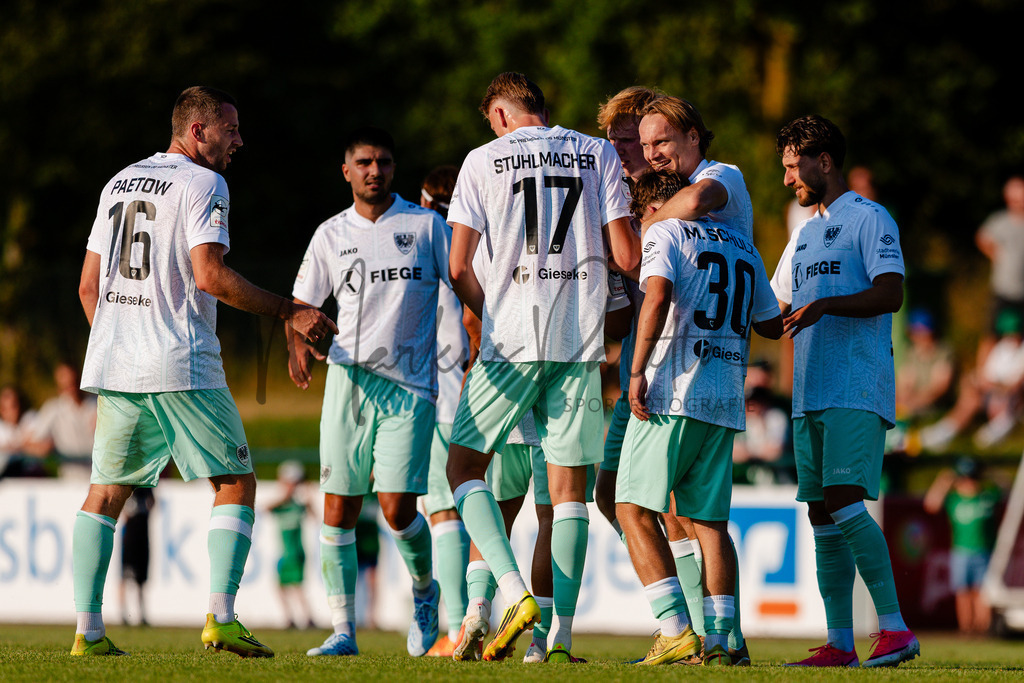 Testspiel, Saison 2026/27: SC Preußen Münster - Kickers Emden | Billerbeck, 10.07.2026: Testspiel, SC Preußen Münster gegen Kickers Emden auf der Anlage des DJK Billerbeck in Billerbeck. Foto: sportfotografie.ms | Markus Paletta - Realisiert mit Pictrs.com
