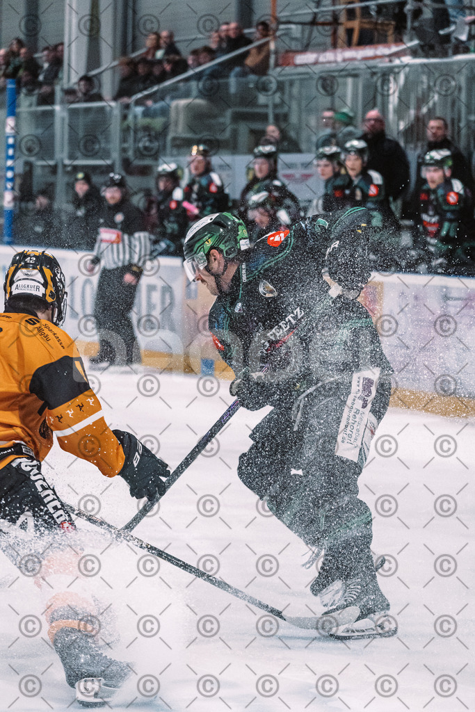Alligators_vs_Fuessen_01_03_2026_PP-24 | Höchstadt Alligators Fotogalerie: Eishockey-Action aus Franken. Professionelle Spielfotos, Portraits & Stadionbilder zum Download. Jetzt entdecken! - Realisiert mit Pictrs.com