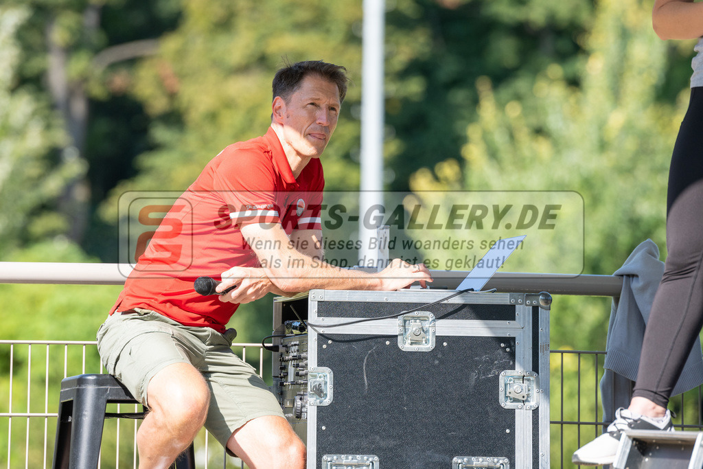 SFE_20220903_0014 | ; 1. Bundesliga Hockey Herren Rot-Weiss Köln - TSV Mannheim am 03.09.2022 in Köln (KTHC Stadion Rot-Weiss Köln Tennis and Hockey Club), Photo: Stephan Fehrmann 2022 (Sports-Gallery)