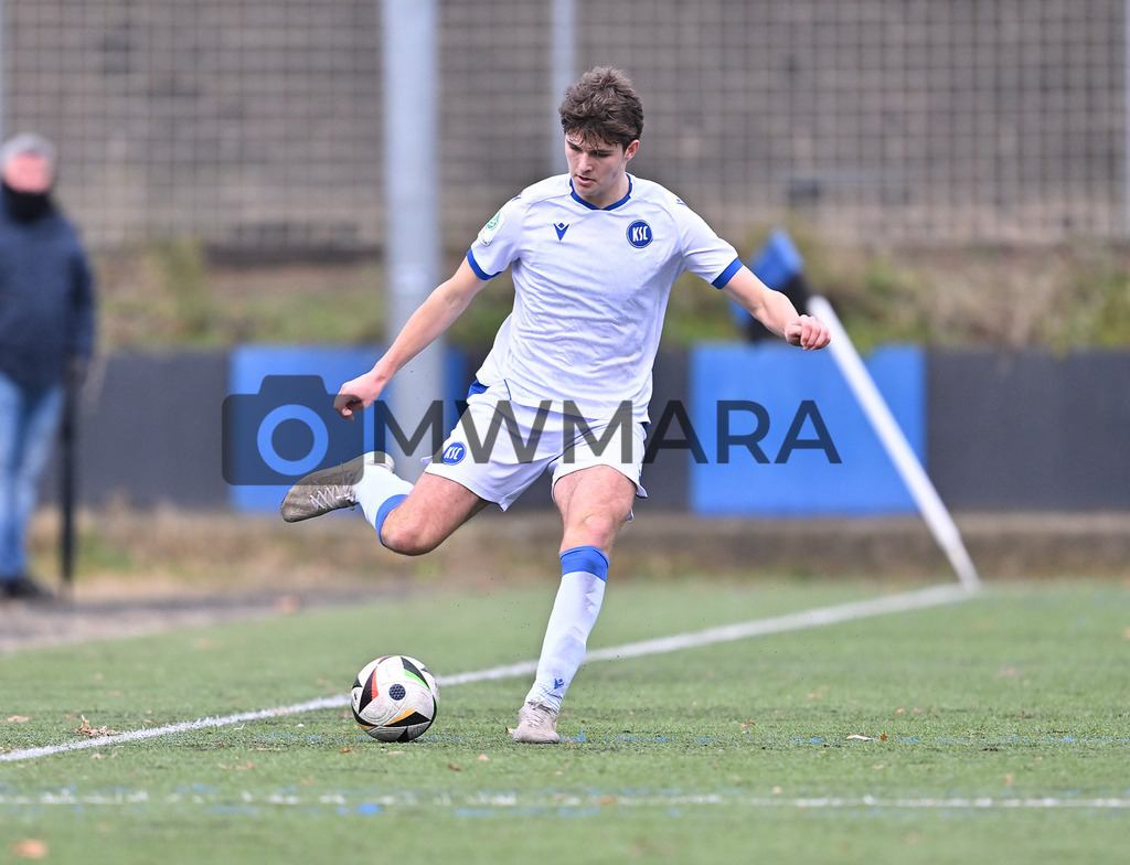 Fussball I Herren I Saison 2025-2026 I Bundesliga I 6. Spieltag I Eintracht Frankfurt - FC Bayern München  | MWMARA - Realisiert mit Pictrs.com