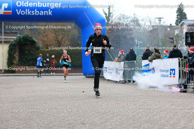 AMLA3356 | Bildershop "Sportfotograf-Oldenburg" mit Fotos von Sportevents in Oldenburg und Umzu. - Realisiert mit Pictrs.com