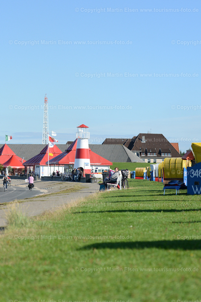Cuxhaven_ELS_8552140831aaa | Cuxhaven - Aufnahmedatum: 26.08.2014, Aufnahmehöhe:  m, Koordinaten:  - , Bildgröße: 3156 x  4729 Pixel - Copyright 2014 by Martin Elsen, Kontakt: Tel.: +49 157 74581206, E-Mail: info@schoenes-foto.deSchlagwörter:Promenade,Grimmershörn,Ferien,Kurort,Strand,Tourismus,Urlaub, - Realisiert mit Pictrs.com