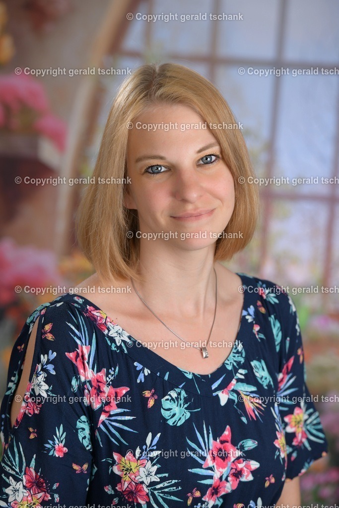 DSC_5827kor | Wählen Sie hier bitte Ihr bestes Foto aus, mit diesem Bild wird Ihr Set produziert. Sollten Sie kein Bild wählen oder mehrere suchen wir das Beste aus!