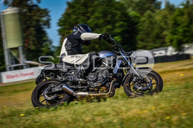 0749-260529DCB-011_749 | Deine Full-Service-Agentur für ✔️Videoproduktionen und ✔️Motorsportfotografie Jetzt Angebot anfragen!