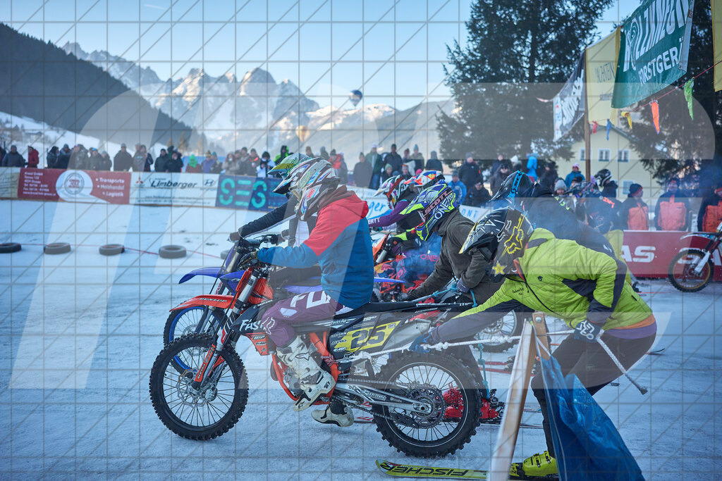 10. Holzknecht Skijöring in Gosau am Dachstein, Oberösterreich, Österreich am 08.02.2025Foto: © 2025 Martin Bihounek / martinbihounek.com | 08.02.2025: 10. Holzknecht Skijöring in Gosau am Dachstein, Oberösterreich, ÖsterreichFoto: © 2025 Martin Bihounek / martinbihounek.comInsta: @martinbihounekcomFB: @martinbihounekphotography