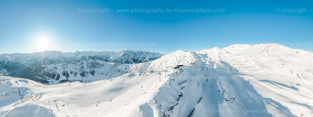 Schafskopf Schneekar Skigebiet Mayrhofen copyright  Thomas Pfister-1 | PHOTOGRAPHY BY THOMAS PFISTER