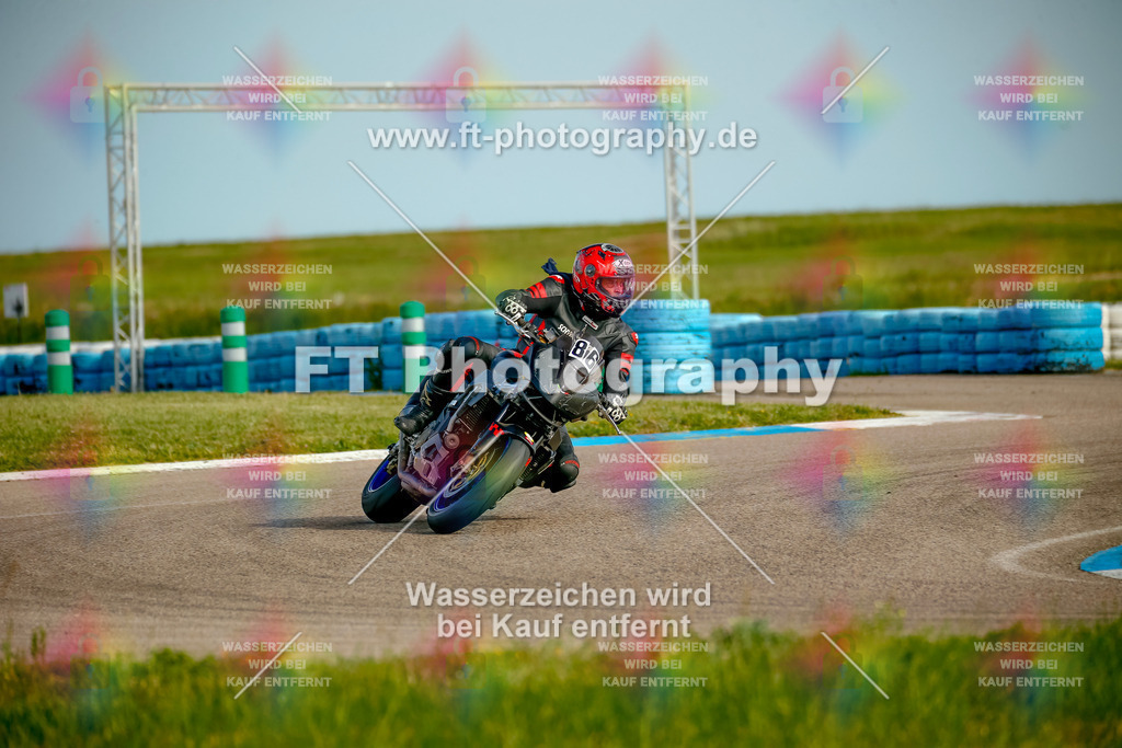 _MOT0109 | Hier findet Ihr Bilder von Touristenfahrten auf der Nürburgring Nordschleife oder von anderen Veranstaltungen die ich besucht habe. Viel Spass beim Durch Schauen 