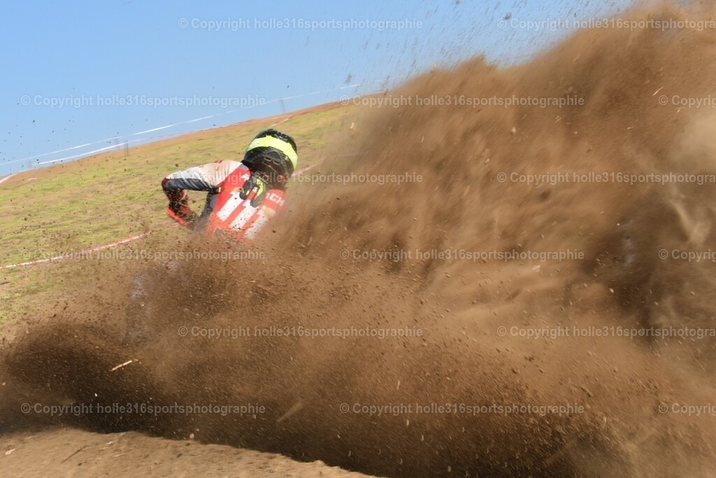 DSC_0369 | Sportfotografie , Motorsport, Motoross, Reitsport, Mointainbike, Enduro,
Landschaft , Outdoor, Eventfotografie, Landschaft, Bilder online bestellen - Realisiert mit Pictrs.com