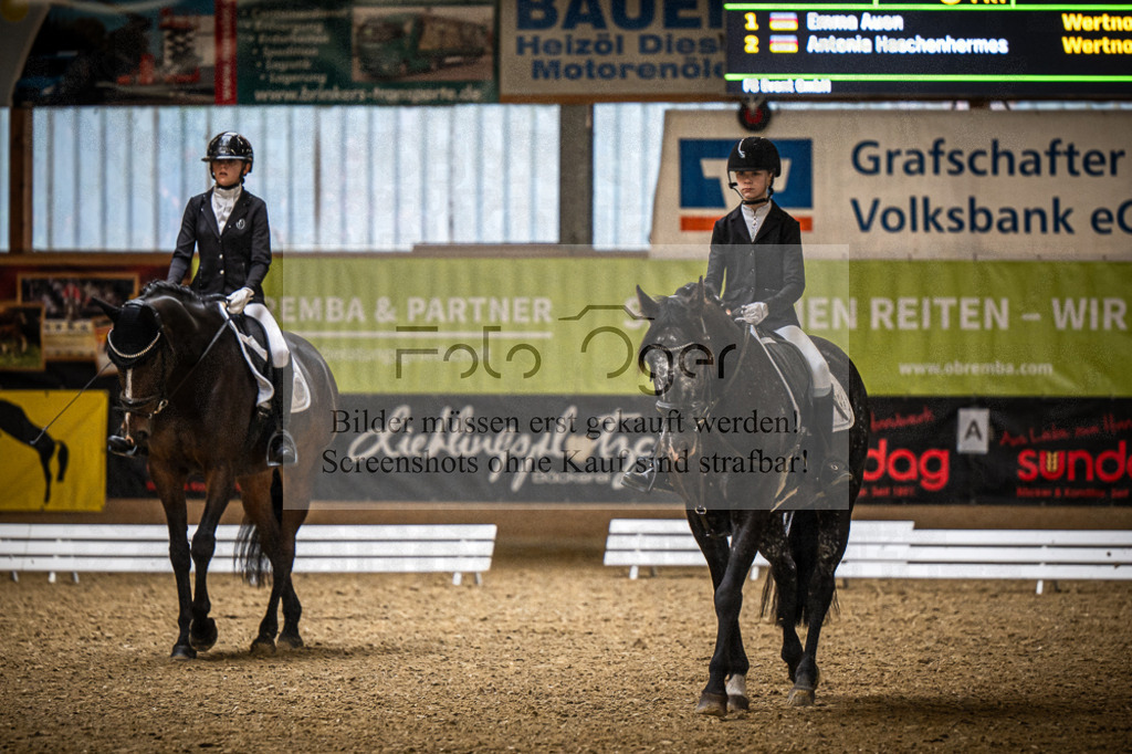 DOS_0234 | Entdecke hochwertige Reitturnierfotos von Foto Oger. Professionell, emotional und authentisch – jetzt Lieblingsmomente im Shop bestellen.Deutschlandweite Turnierfotografie. - Realisiert mit Pictrs.com