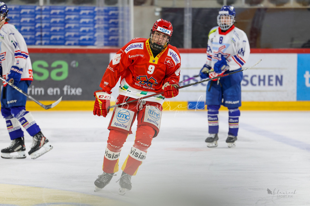 U18_EHCB vs EHCK_wb20260308-1266 | Sportbilder, Sportfotograf, Hochzeits- und Eventfotografin, Flugshows, Portraits und Tiershooting, Aviation, Downhill, Nationalleague, Swissleague, International