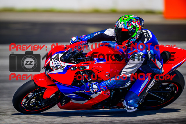 MaZZes_FotoMatrix_240520_6021986_0256 | WEISS