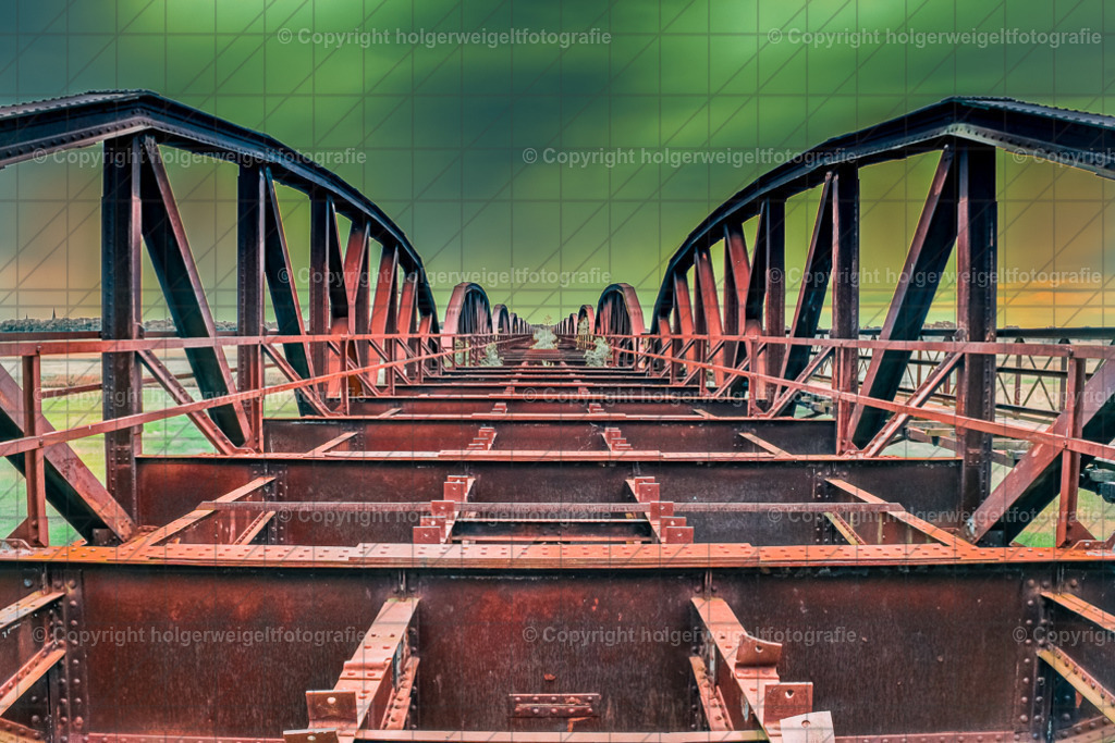 Elbbrücke Dömitz | Kaufen sie online außergewöhnliche Fotografien auf Leinwand Acrylglas Fotoprint Aludibond von holgerweigeltfotografie - Realisiert mit Pictrs.com