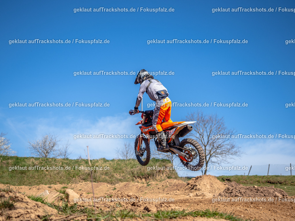 Schweyen040525-185 | Trackshots.de / Fokuspfalz.de - Realisiert mit Pictrs.com